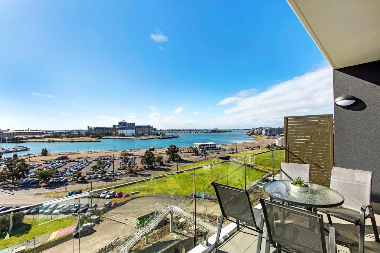 Astra Apartments Newcastle Exterior photo